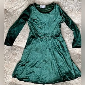 Old Navy, forest green, velour in size 10-12